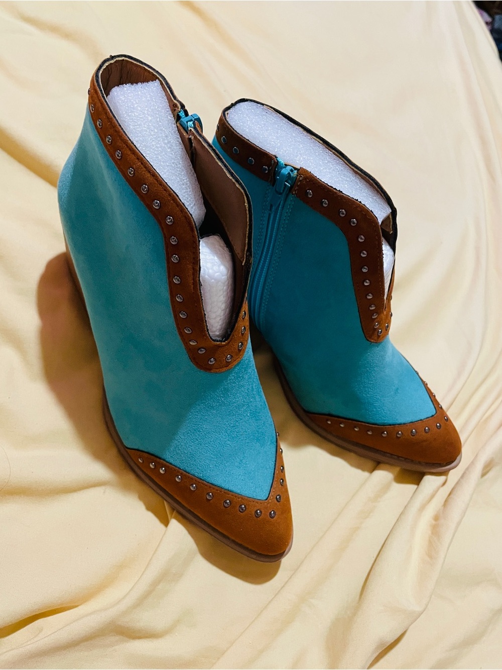 Beaumont Booties by Rowdy Crowd. Luxe turquoise suede with chic V-cut Size 8